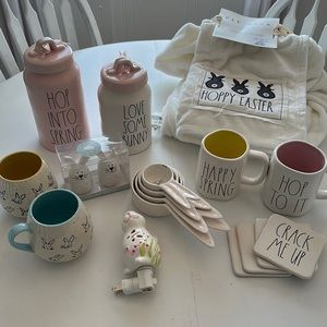 Rae Dunn / Strawberry Street Box